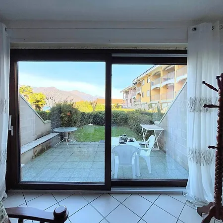Romantic View Base In Lejlighed Germignaga
